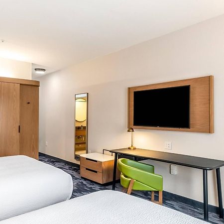 Fairfield Inn & Suites By Marriott Gainesville I-35 Bagian luar foto