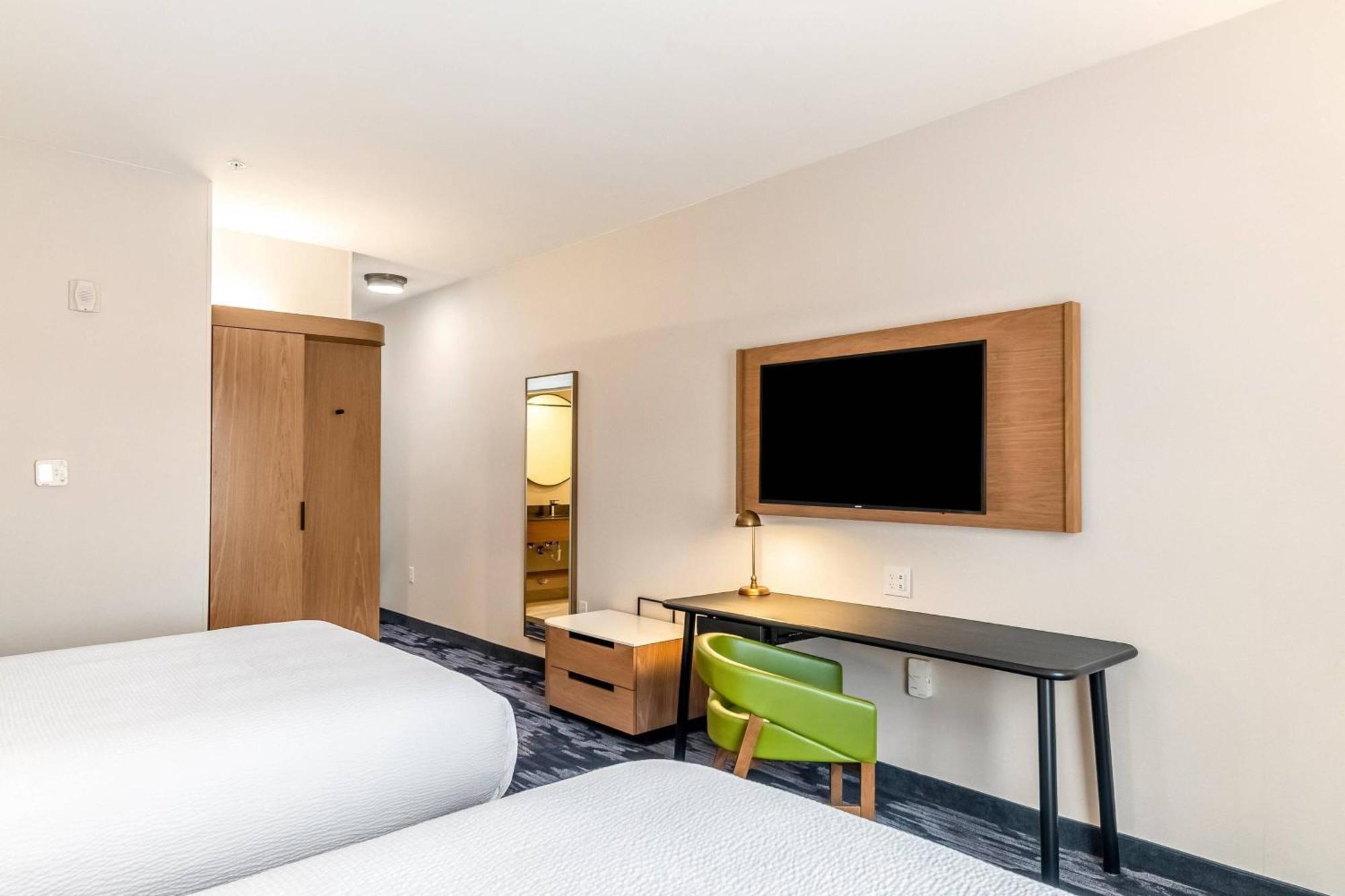 Fairfield Inn & Suites By Marriott Gainesville I-35 Bagian luar foto