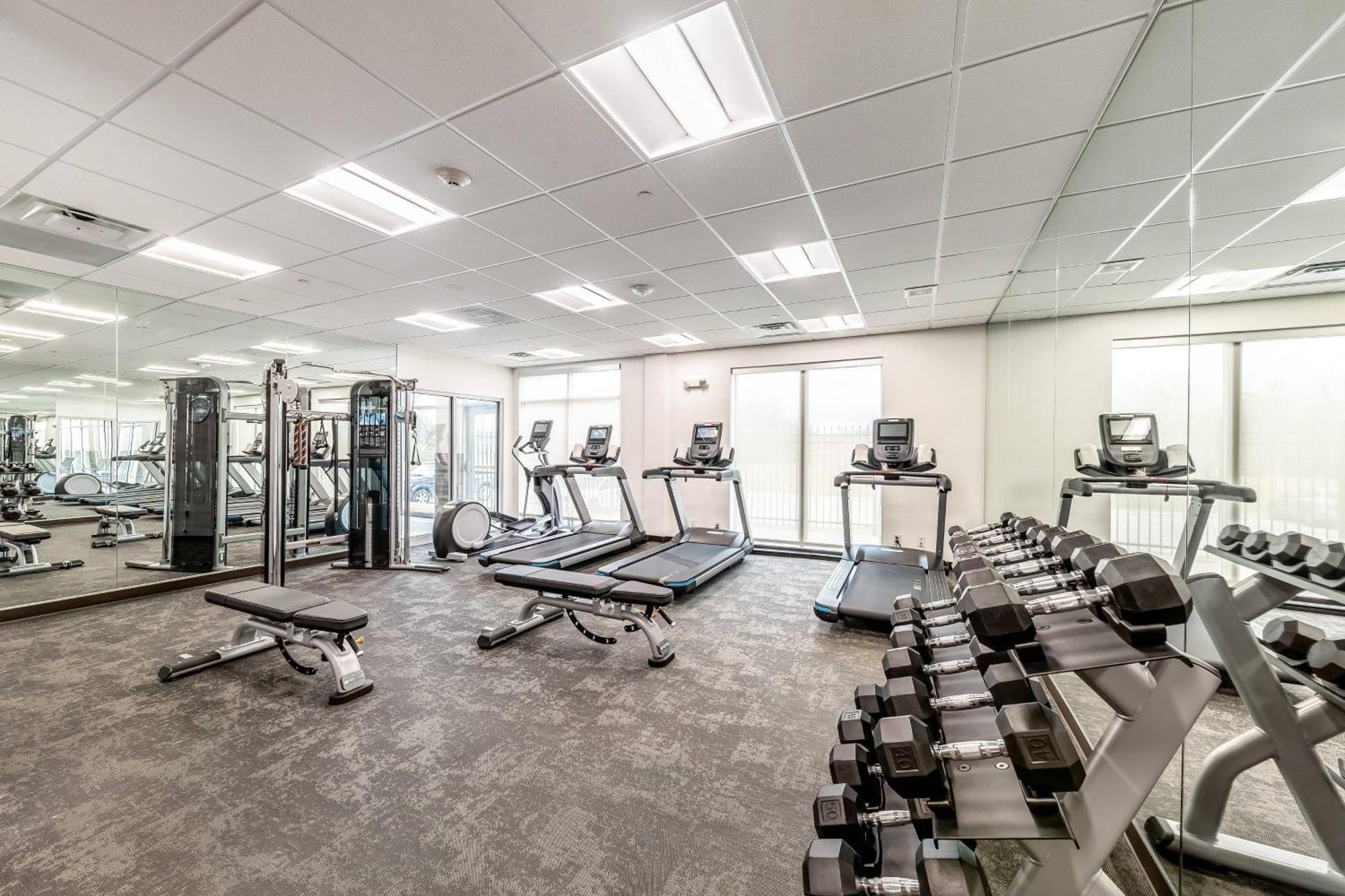 Fairfield Inn & Suites By Marriott Gainesville I-35 Bagian luar foto