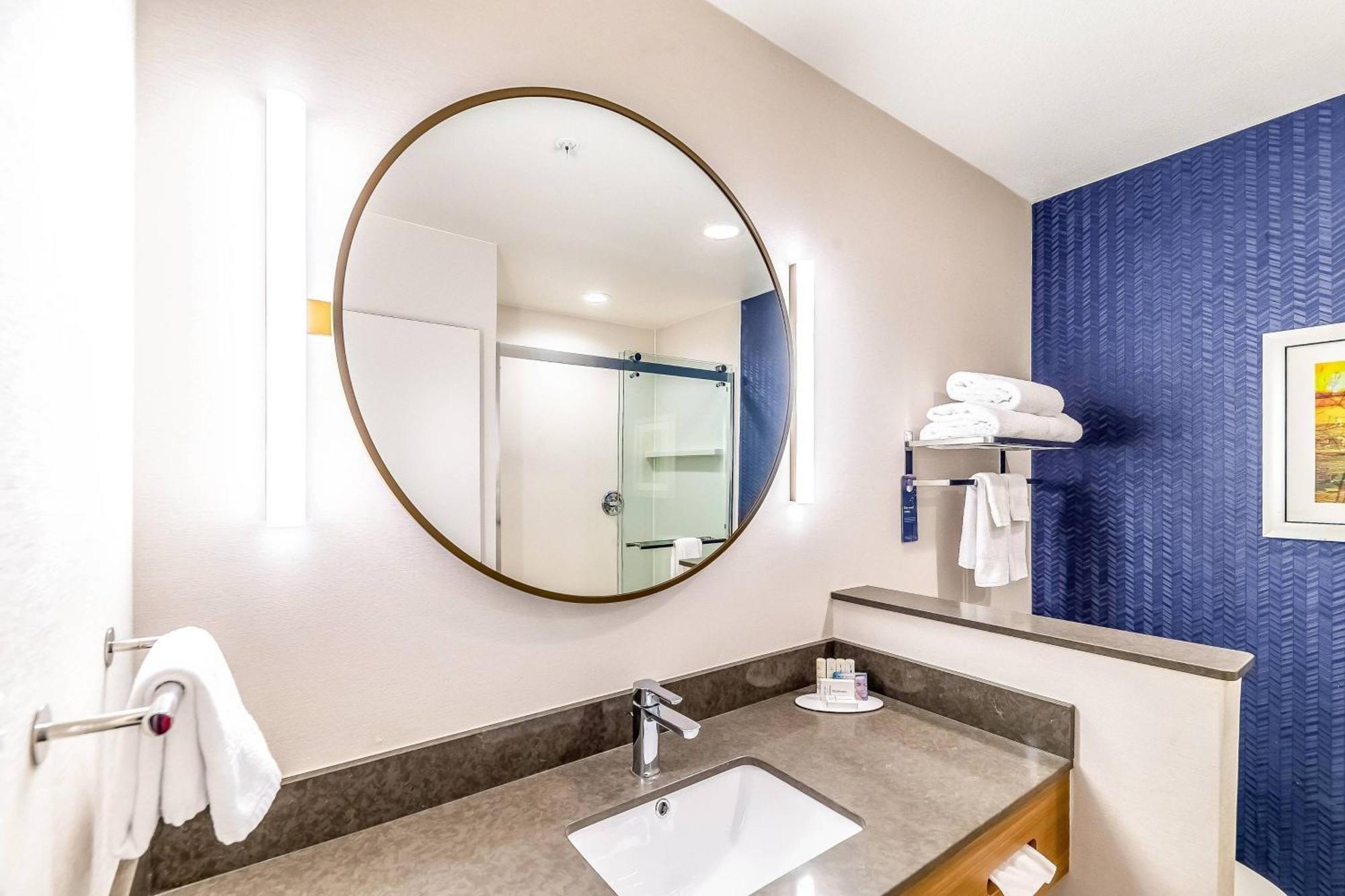 Fairfield Inn & Suites By Marriott Gainesville I-35 Bagian luar foto