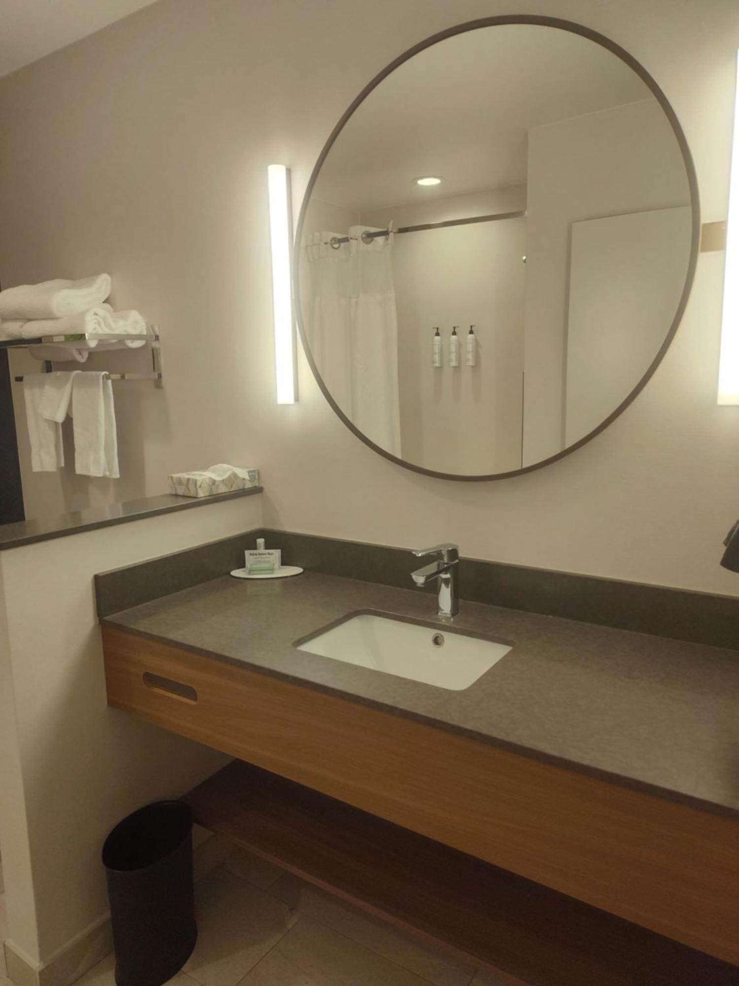 Fairfield Inn & Suites By Marriott Gainesville I-35 Bagian luar foto